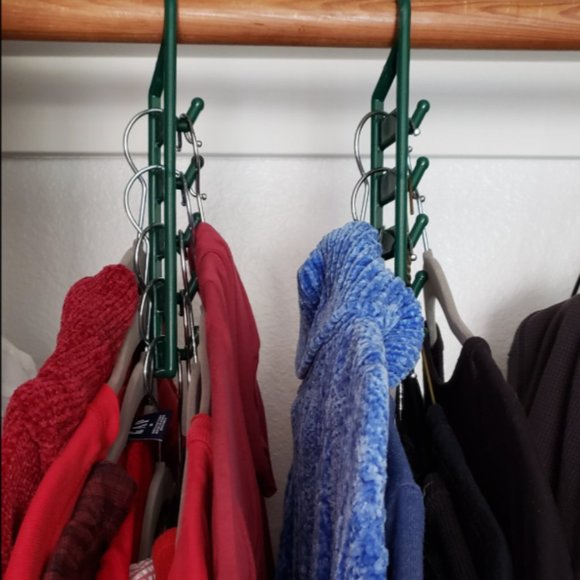 Set of 4 super strong space saving magic hangers - Picture 2 of 3